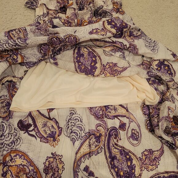 NWT Band Of The Free Purple Paisley Print Oversized Tiered Maxi Dress Size Small - Picture 4 of 9